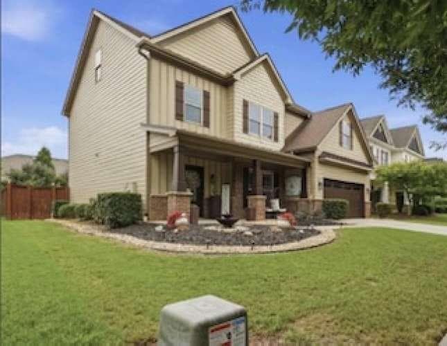5 bedroom, 3 bathroom, 2,855 sq ft single family residence for sale at 3749 Saddlemaker Drive, Buford, GA 30519 — photo 4