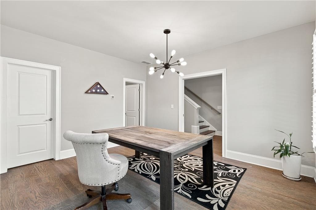 4 bedroom, 4 bathroom, 2,573 sq ft townhouse for rent at 140 Clover Court, Roswell, GA 30075 for $4,500 a month — photo 5