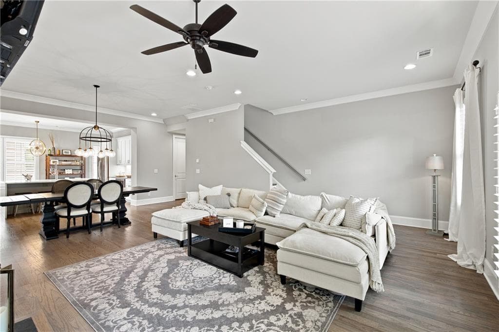 4 bedroom, 4 bathroom, 2,573 sq ft townhouse for rent at 140 Clover Court, Roswell, GA 30075 for $4,500 a month — photo 9