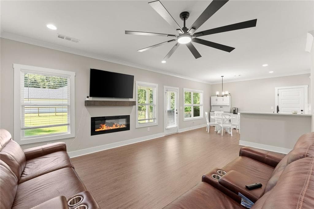 5 bedroom, 3 bathroom, 2,463 sq ft single family residence for sale at 272 Cherry Street, Cornelia, GA 30531 — photo 7