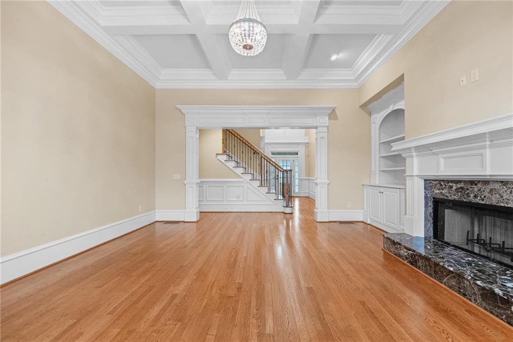 6 bedroom, 6 bathroom, 6,489 sq ft single family residence for sale at 2552 Stone Manor Drive, Buford, GA 30519 — photo 8
