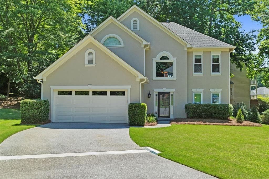 4 bedroom, 3 bathroom, 2,463 sq ft single family residence for sale at 565 Windermere Park Court, Alpharetta, GA 30022 — photo 1 of 56