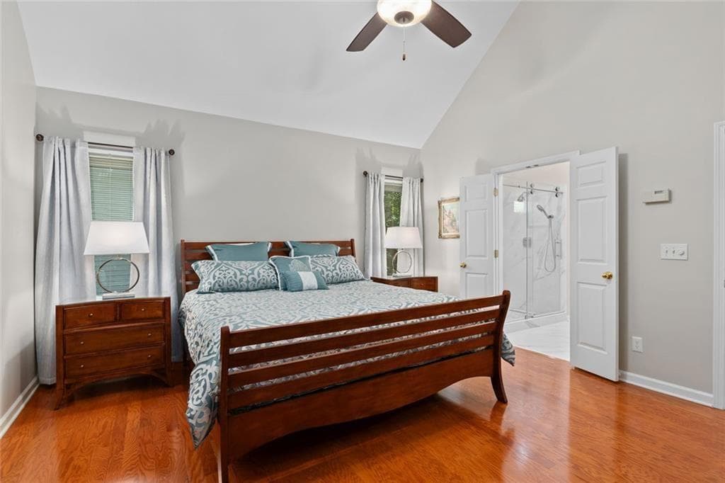 4 bedroom, 3 bathroom, 2,463 sq ft single family residence for sale at 565 Windermere Park Court, Alpharetta, GA 30022 — photo 4