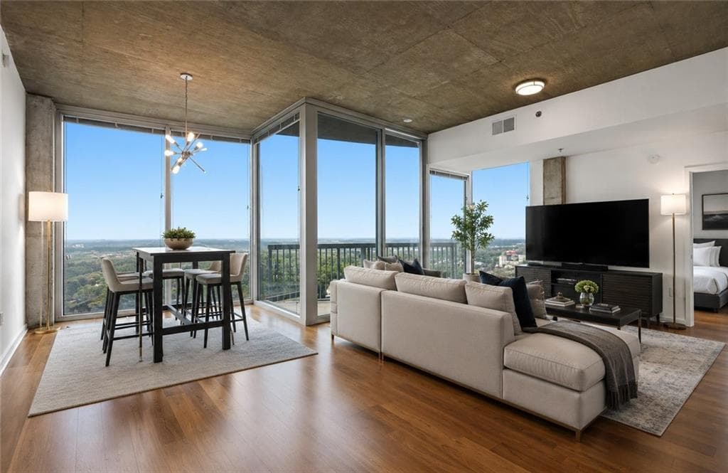 2 bedroom, 2 bathroom, 1,245 sq ft condominium for sale at 3324 Peachtree Road 2202, Atlanta, GA 30326