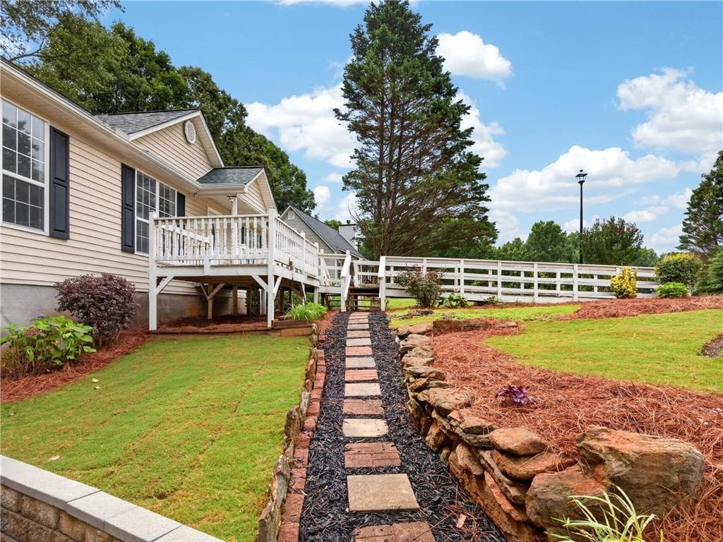 3 bedroom, 2 bathroom, 1,222 sq ft single family residence for sale at 7015 Bannister Park Lane, Cumming, GA 30028 — photo 6