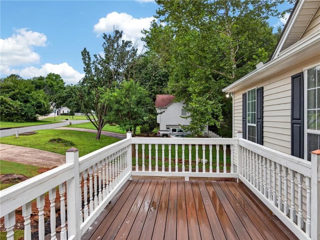 3 bedroom, 2 bathroom, 1,222 sq ft single family residence for sale at 7015 Bannister Park Lane, Cumming, GA 30028 — photo 10