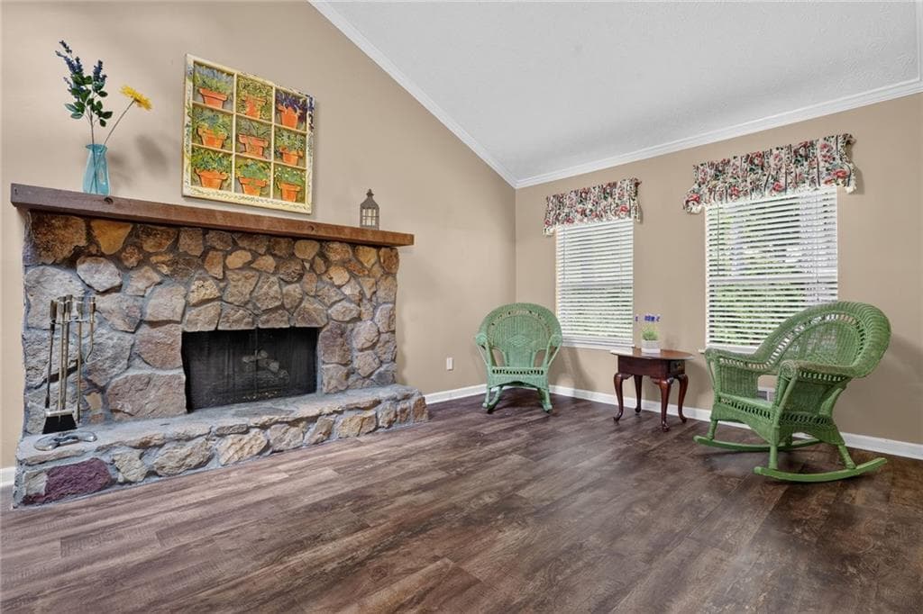 4 bedroom, 2 bathroom, 1,922 sq ft single family residence for sale at 9640 Pine Thicket Way, Roswell, GA 30075 — photo 10