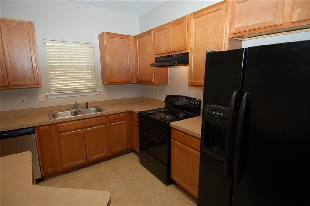 3 bedroom, 3 bathroom, 1,396 sq ft townhouse for sale at 6956 Rogers Point, Lithonia, GA 30058 — photo 10