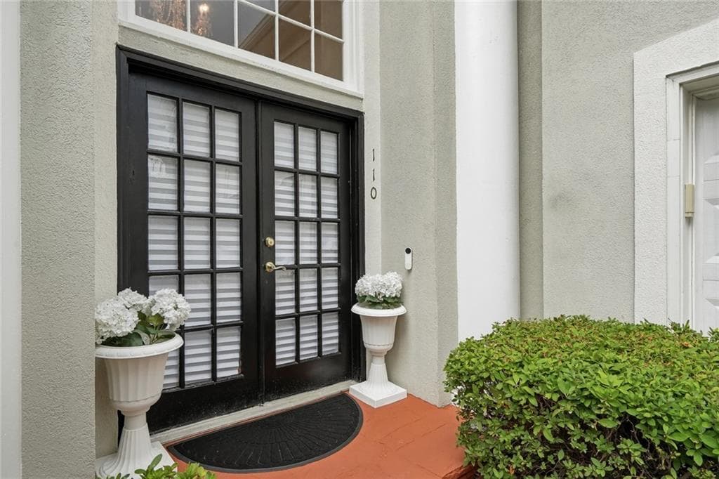 4 bedroom, 4 bathroom, 3,716 sq ft single family residence for sale at 110 Brassy Court, Alpharetta, GA 30022 — photo 3