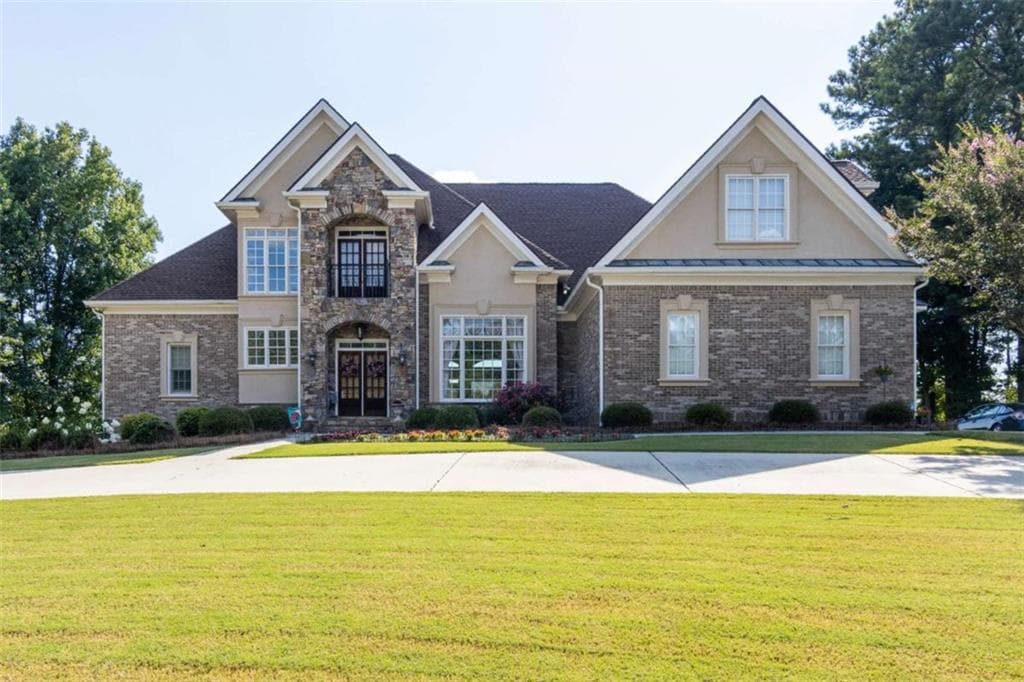 6 bedroom, 6 bathroom, 8,000 sq ft single family residence for sale at 105 Muirfield Way, Carrollton, GA 30116