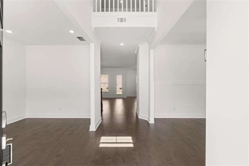 5 bedroom, 4 bathroom, 3,207 sq ft single family residence for sale at 3410 Traditions Way, Jefferson, GA 30549 — photo 3