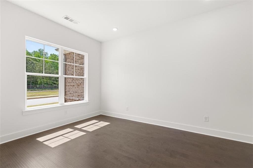 5 bedroom, 4 bathroom, 3,207 sq ft single family residence for sale at 3410 Traditions Way, Jefferson, GA 30549 — photo 6