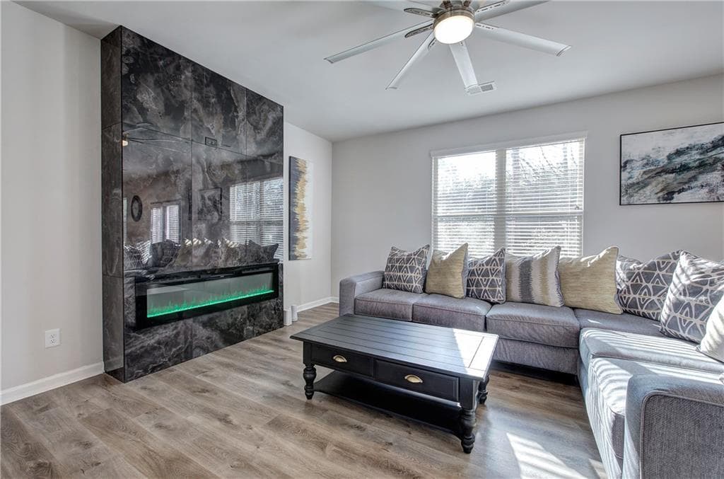 4 bedroom, 3 bathroom, 2,172 sq ft single family residence for sale at 502 Mcginnis Circle, Calhoun, GA 30701 — photo 9