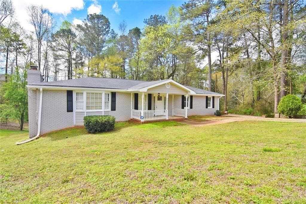 4 bedroom, 2 bathroom, 2,076 sq ft single family residence for rent at 86 Regency Way, Mableton, GA 30126 for $2,000 a month — photo 3
