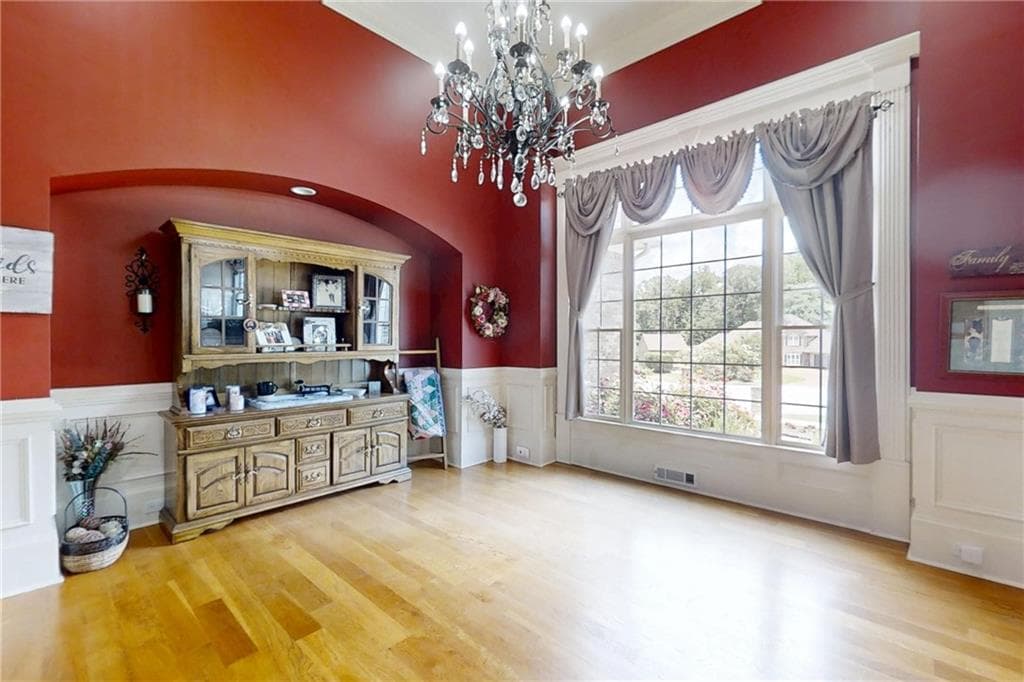 6 bedroom, 6 bathroom, 8,000 sq ft single family residence for sale at 105 Muirfield Way, Carrollton, GA 30116 — photo 10