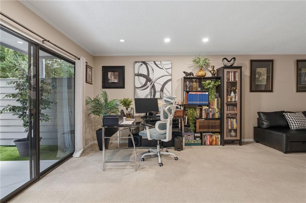 3 bedroom, 3 bathroom, 1,759 sq ft townhouse for sale at 6160 Brookwood Road, Peachtree Corners, GA 30092 — photo 10