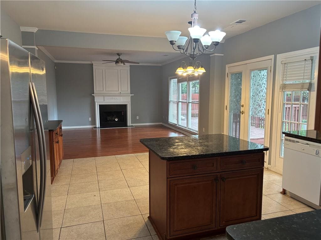 4 bedroom, 3 bathroom, 2,160 sq ft single family residence for sale at 6420 Barwick Lane, Johns Creek, GA 30097 — photo 4