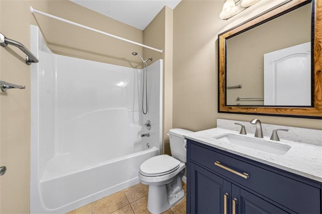 3 bedroom, 2 bathroom, 1,826 sq ft single family residence for sale at 305 Victory Circle, Commerce, GA 30529 — photo 10