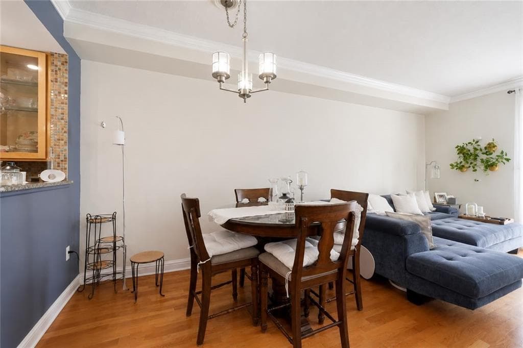 1 bedroom, 1 bathroom, 895 sq ft condominium for sale at 285 Centennial Olympic Park Drive 1107, Atlanta, GA 30313 — photo 9