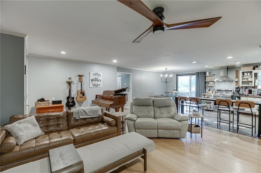 4 bedroom, 2 bathroom, 2,135 sq ft single family residence for sale at 3845 Level Grove Road, Cornelia, GA 30531 — photo 9