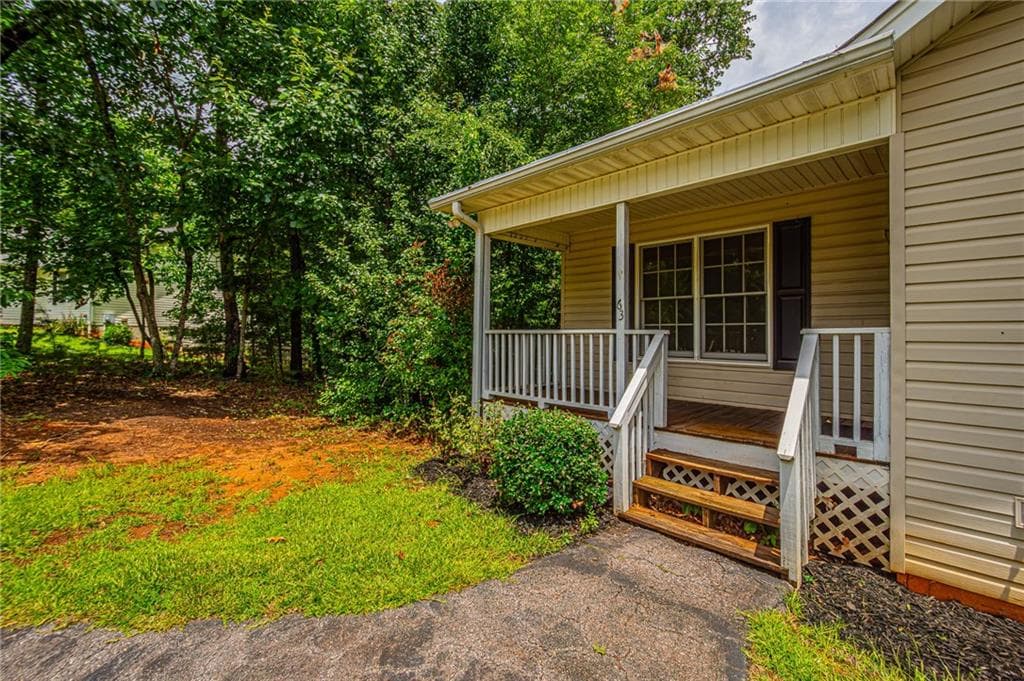 4 bedroom, 3 bathroom, 2,366 sq ft single family residence under contract at 63 Wild Ridge Lane, Dahlonega, GA 30533 — photo 3