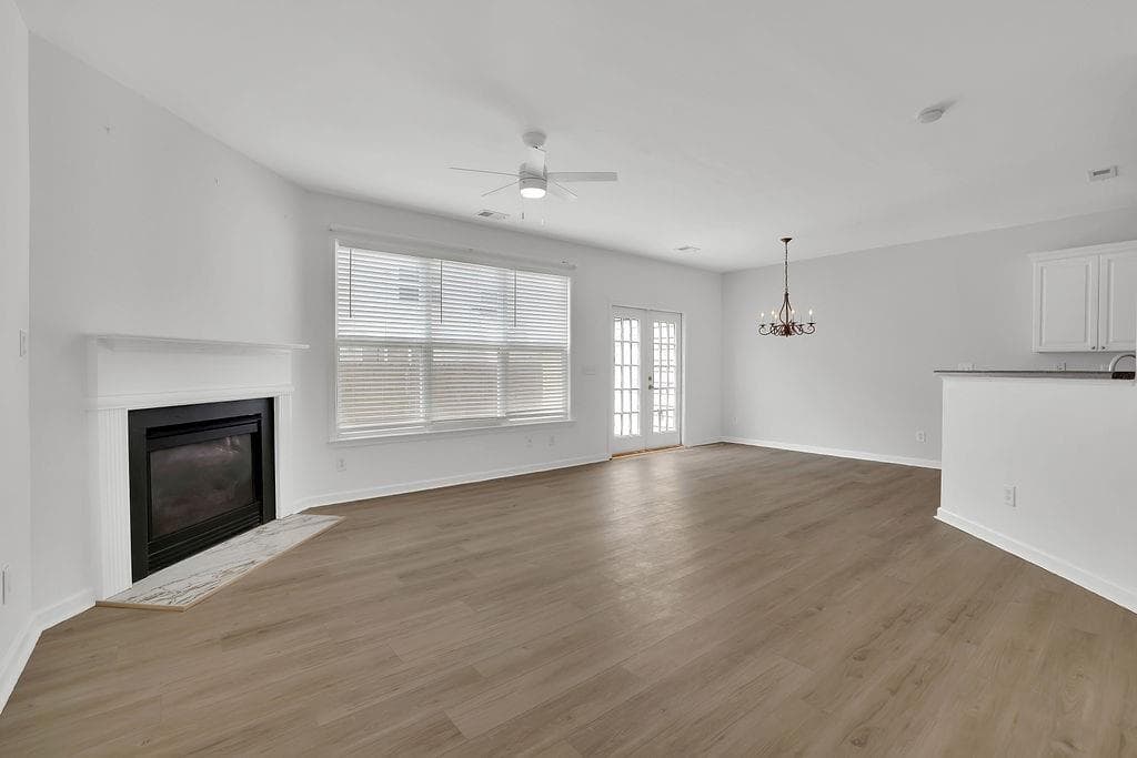2 bedroom, 3 bathroom, 1,624 sq ft townhouse for sale at 2280 Nottley Drive, Marietta, GA 30066 — photo 2