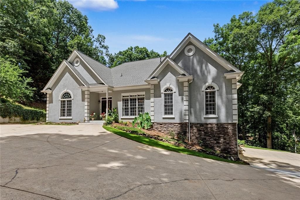 4 bedroom, 4 bathroom, 3,360 sq ft single family residence for sale at 550 Saddle Ridge, Canton, GA 30115 — photo 4