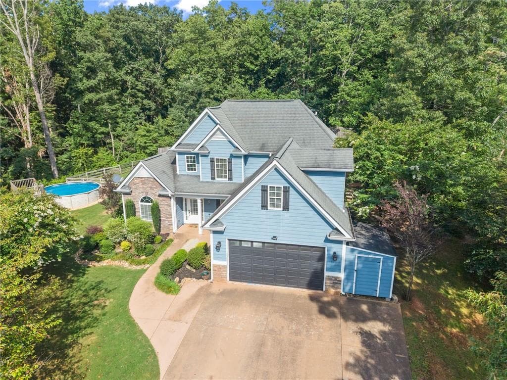 3 bedroom, 3 bathroom, 2,088 sq ft single family residence for sale at 329 Hampton Forest Trail, Dahlonega, GA 30533