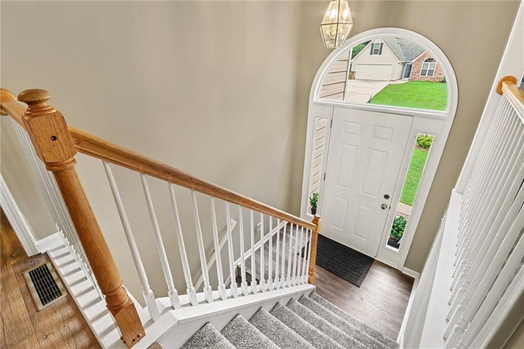 5 bedroom, 3 bathroom, 2,515 sq ft single family residence for sale at 6219 Compass Drive, Flowery Branch, GA 30542 — photo 4