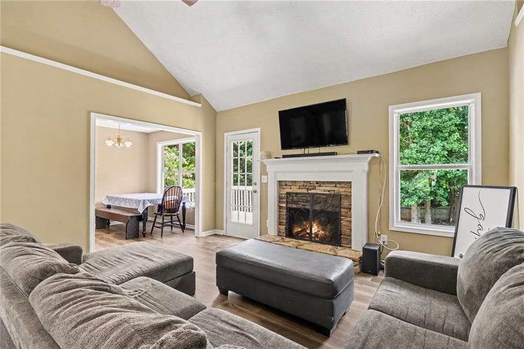 5 bedroom, 3 bathroom, 2,515 sq ft single family residence for sale at 6219 Compass Drive, Flowery Branch, GA 30542 — photo 9