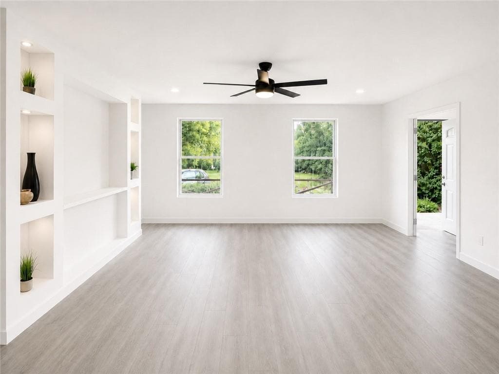 4 bedroom, 3 bathroom, 1,920 sq ft single family residence for sale at 3418 Johnson Drive, Snellville, GA 30039 — photo 3