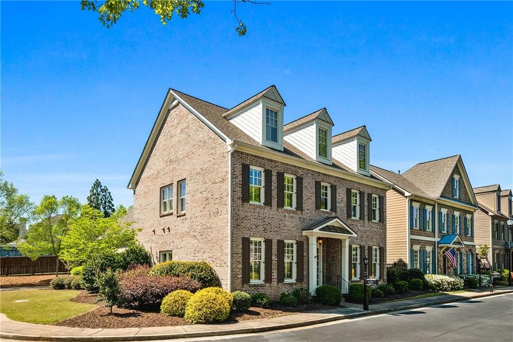 4 bedroom, 4 bathroom, 3,287 sq ft single family residence for sale at 2901 Gateland Square, Marietta, GA 30062 — photo 6
