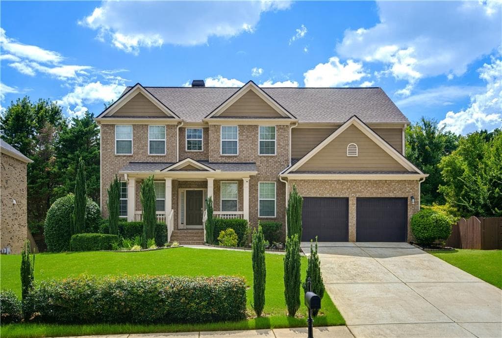 6 bedroom, 4 bathroom, 4,014 sq ft single family residence for sale at 720 Yasha Court, Alpharetta, GA 30005