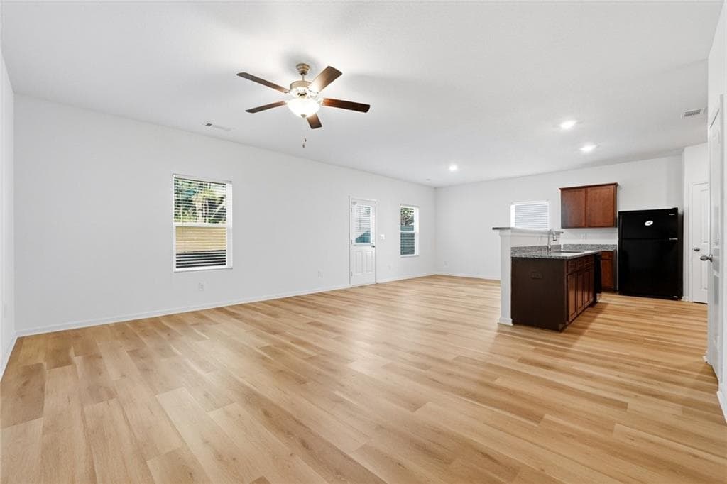 4 bedroom, 3 bathroom, 1,984 sq ft single family residence for sale at 368 Morning Drive, Athens, GA 30606 — photo 5