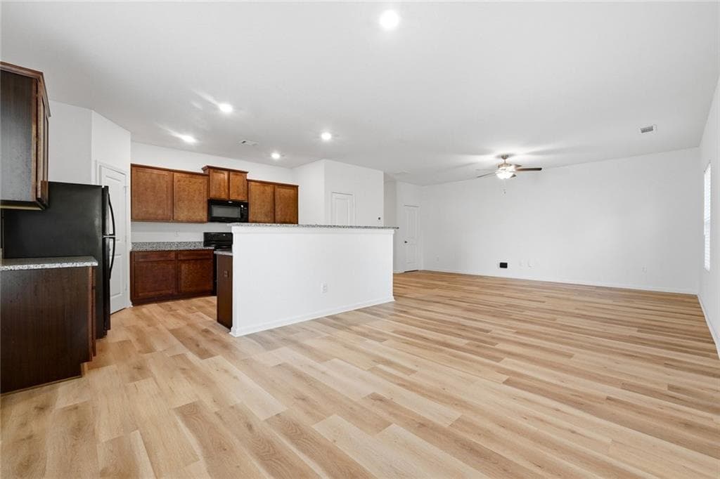 4 bedroom, 3 bathroom, 1,984 sq ft single family residence for sale at 368 Morning Drive, Athens, GA 30606 — photo 7