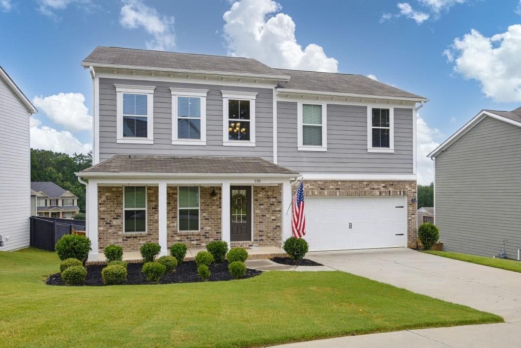 4 bedroom, 3 bathroom, 2,459 sq ft single family residence under contract at 118 Greenbrier Way, Canton, GA 30114 — photo 2