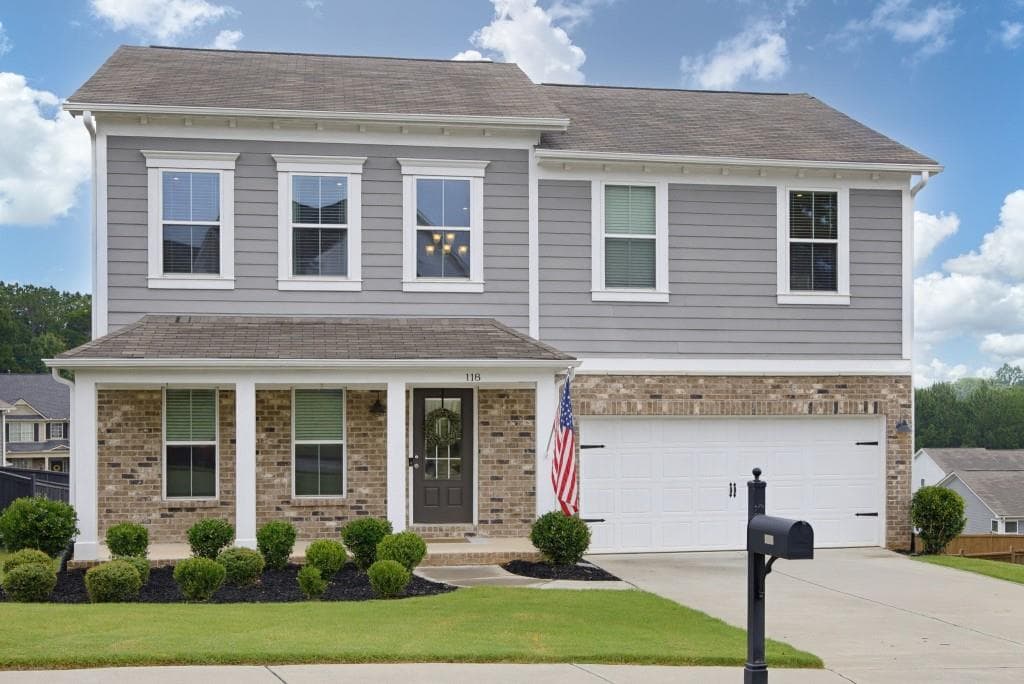 4 bedroom, 3 bathroom, 2,459 sq ft single family residence under contract at 118 Greenbrier Way, Canton, GA 30114
