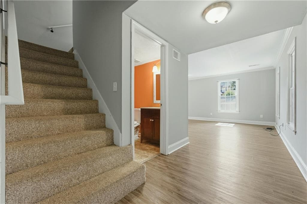 3 bedroom, 3 bathroom, 1,152 sq ft townhouse for sale at 1395 Kennesaw Trace Court, Kennesaw, GA 30144 — photo 4