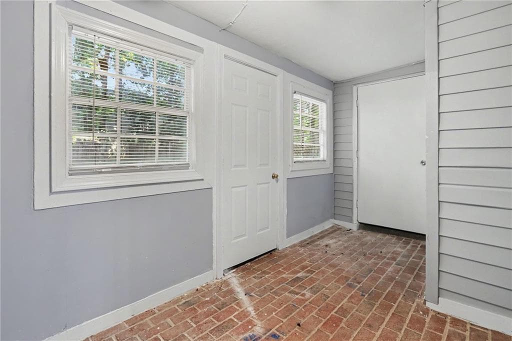 2 bedroom, 3 bathroom townhouse for rent at 5582 Stonington Trace Parkway, Stone Mountain, GA 30087 for $1,650 a month — photo 7