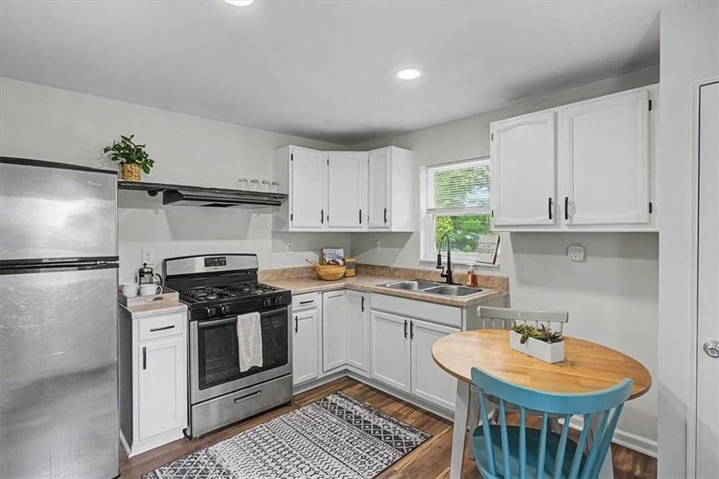 2 bedroom, 1 bathroom, 784 sq ft single family residence for sale at 5202 Groovers Landing Road, Acworth, GA 30101 — photo 9