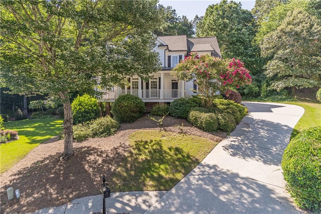 5 bedroom, 4 bathroom, 3,244 sq ft single family residence for sale at 3763 Terrace Hedge Court, Dacula, GA 30019 — photo 2