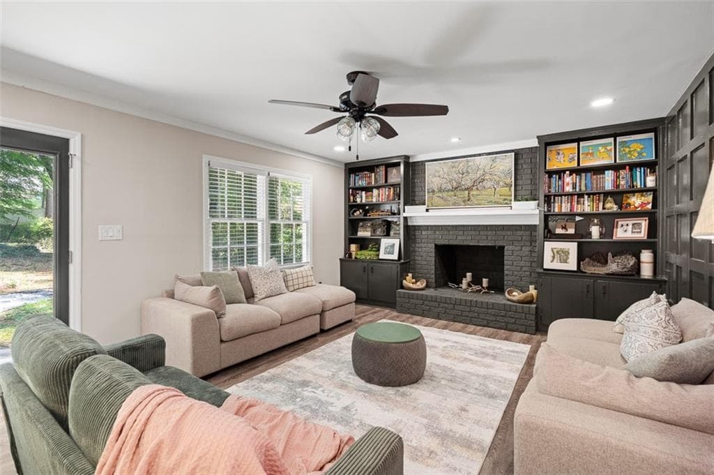 4 bedroom, 3 bathroom, 2,297 sq ft single family residence for sale at 4686 Fountainhead Drive, Stone Mountain, GA 30083 — photo 3