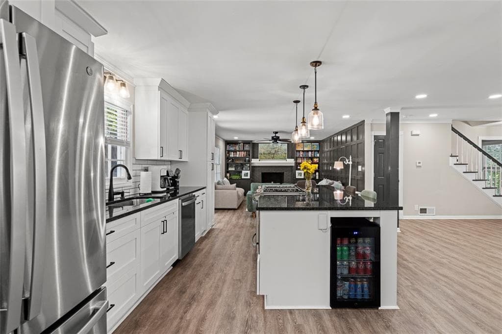 4 bedroom, 3 bathroom, 2,297 sq ft single family residence for sale at 4686 Fountainhead Drive, Stone Mountain, GA 30083 — photo 7