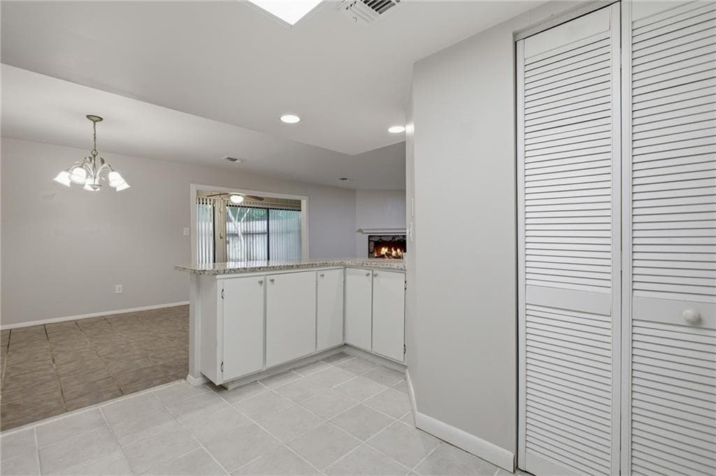 2 bedroom, 2 bathroom, 1,400 sq ft condominium for rent at 2183 Surrey Court, Marietta, GA 30067 for $1,700 a month — photo 7