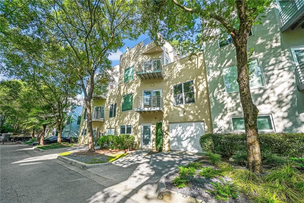 2 bedroom, 3 bathroom, 1,668 sq ft townhouse for sale at 2176 Millennium Way, Atlanta, GA 30319 — photo 3