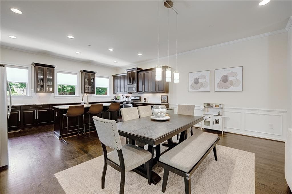 3 bedroom, 4 bathroom, 2,084 sq ft townhouse for sale at 909 Dumaine Trace, Sandy Springs, GA 30328 — photo 10