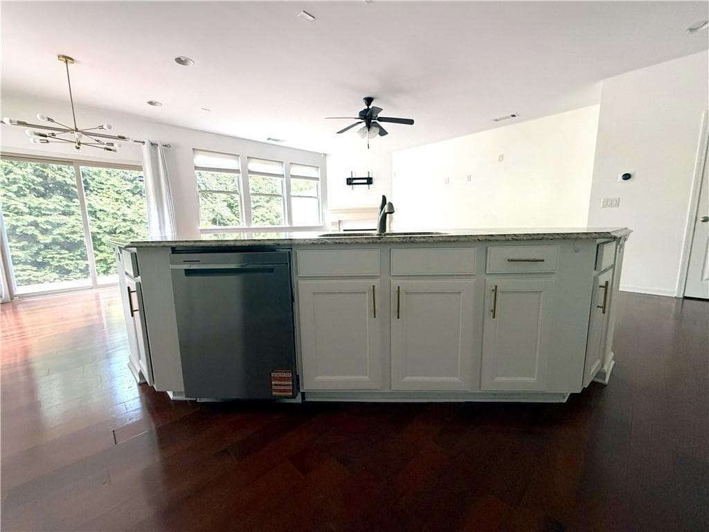 3 bedroom, 3 bathroom, 2,068 sq ft townhouse for rent at 2160 Crestridge Trail, Atlanta, GA 30329 for $3,295 a month — photo 10