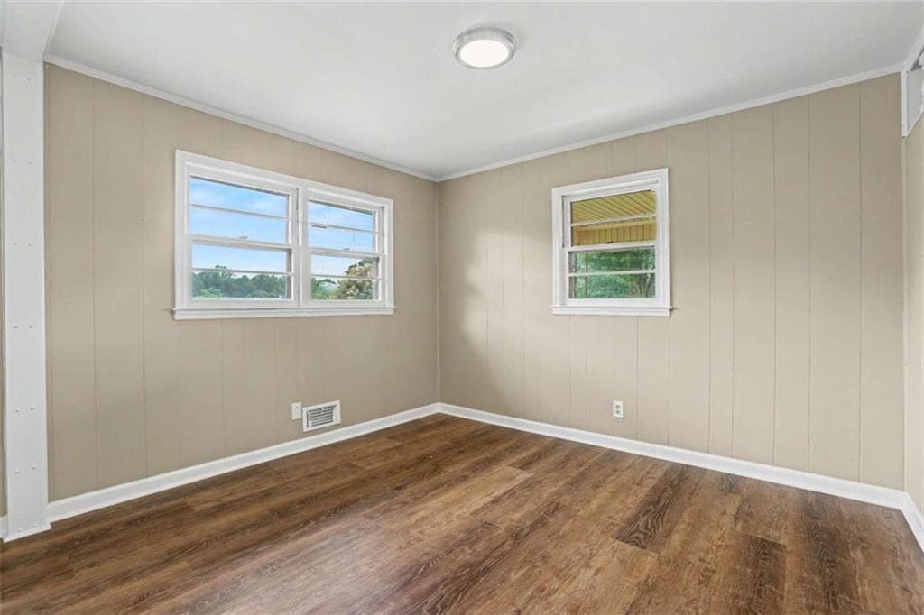 3 bedroom, 2 bathroom, 1,602 sq ft single family residence for sale at 63 Green Street, Royston, GA 30662 — photo 6