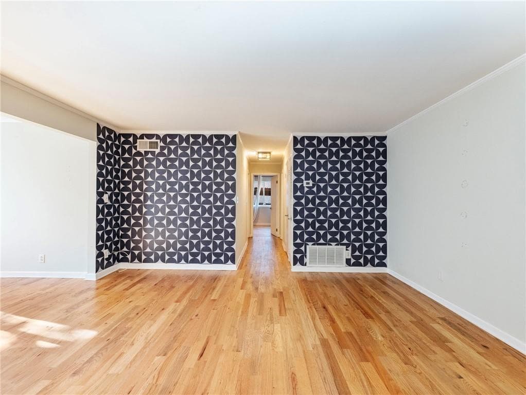 2 bedroom, 2 bathroom, 1,284 sq ft condominium for sale at 346 Carpenter Drive 72, Atlanta, GA 30328 — photo 2