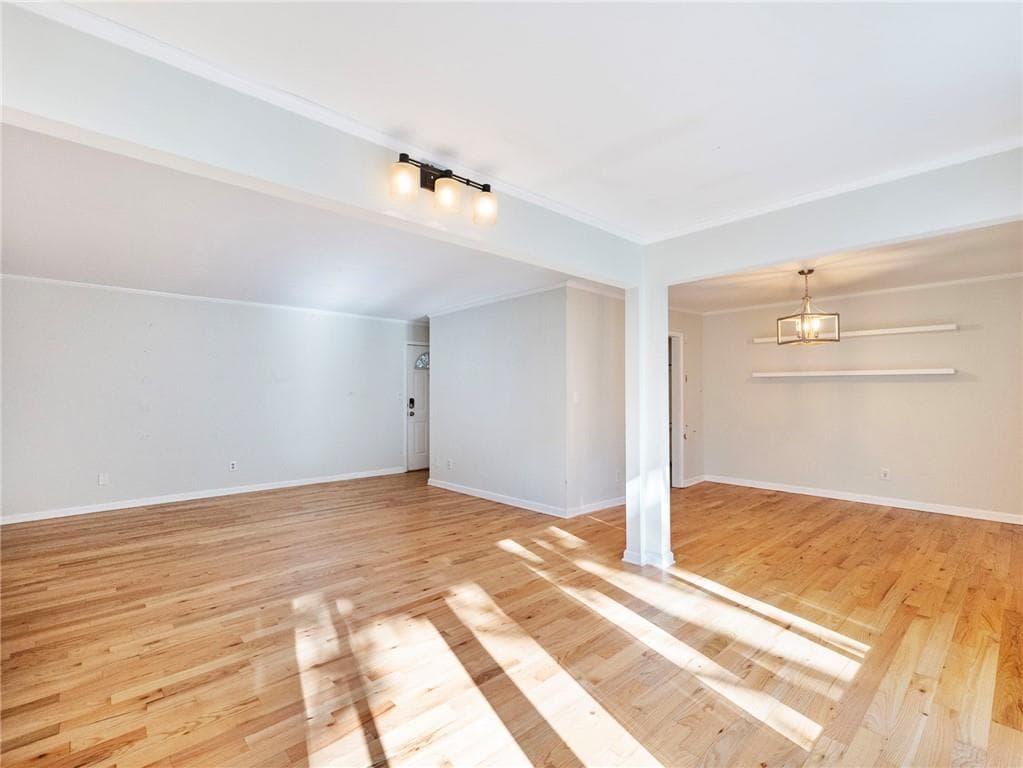 2 bedroom, 2 bathroom, 1,284 sq ft condominium for sale at 346 Carpenter Drive 72, Atlanta, GA 30328 — photo 6